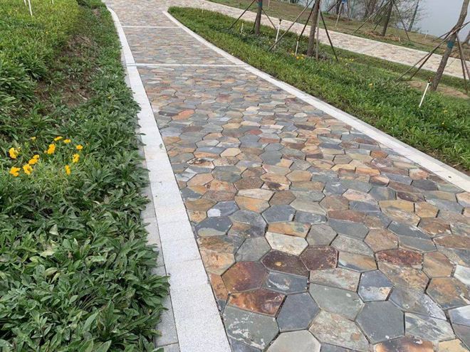 Durable natural flagstone pavers in a patio setting